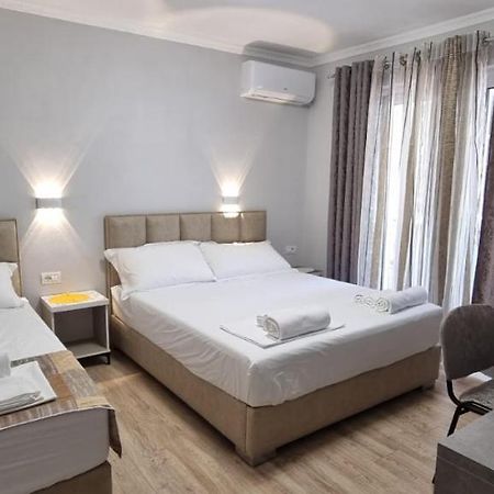 Aaa Apartment Берат Екстер'єр фото