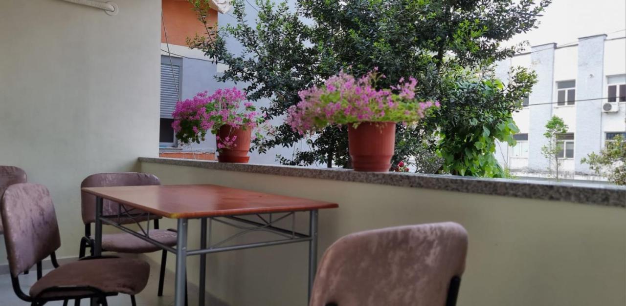 Aaa Apartment Берат Екстер'єр фото