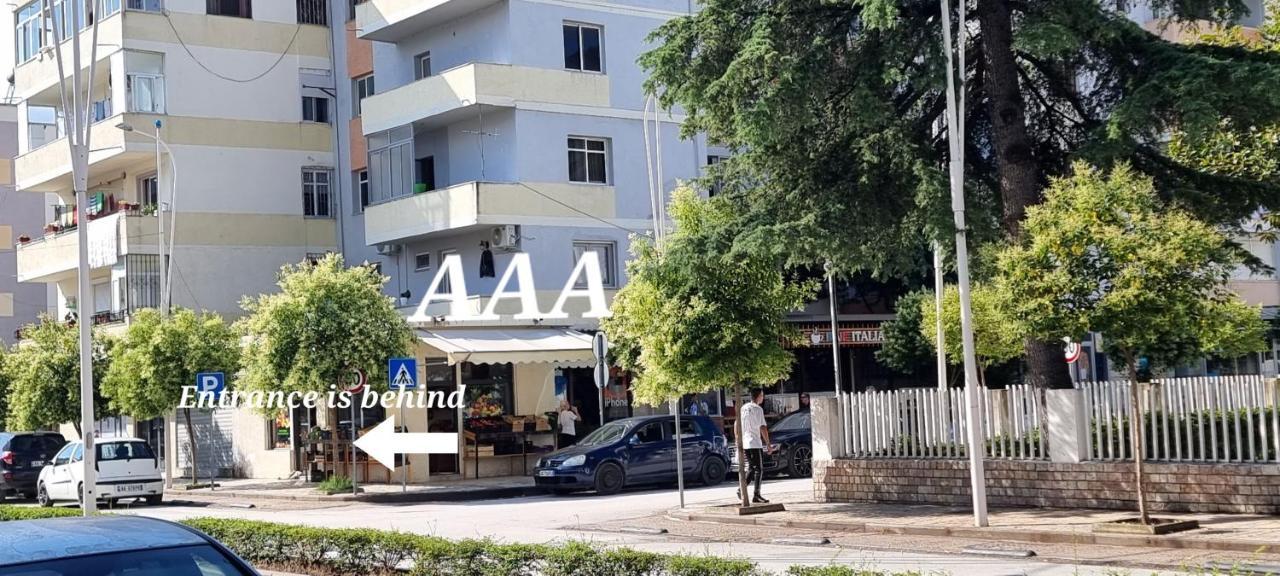 Aaa Apartment Берат Екстер'єр фото